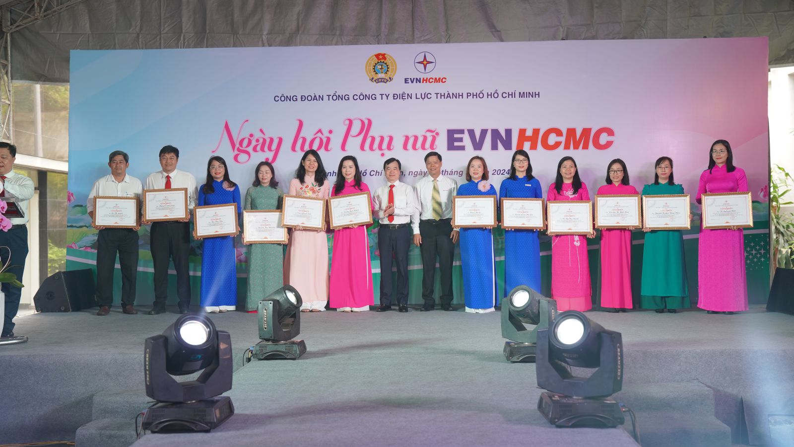 Sôi nổi Ngày hội Phụ nữ EVNHCMC 4