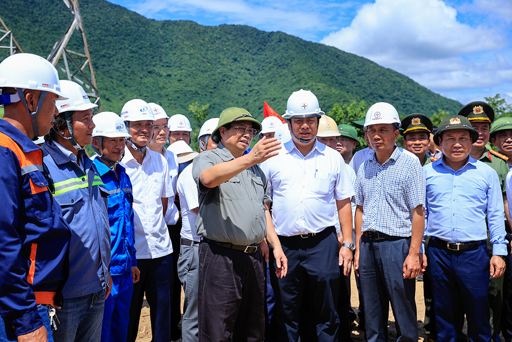 Thủ tướng Phạm Minh Chính kiểm tra tiến độ và động viên các đơn vị thi công Dự án đường dây 500kV mạch 3 2