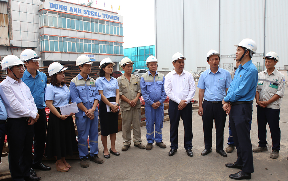 Tổng Liên đoàn lao động Việt Nam động viên Công ty TNHH Chế tạo cột thép Đông Anh hoàn thành cung cấp cột thép Dự án đường dây 500kV mạch 3 1