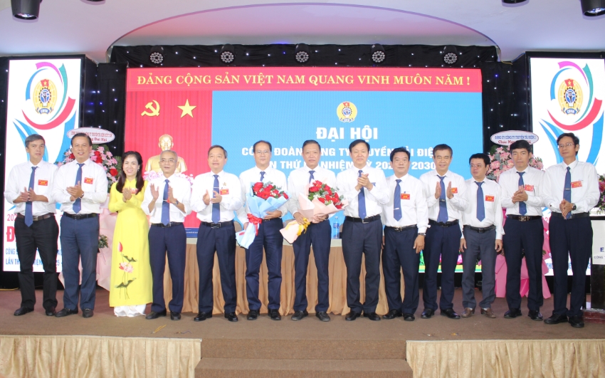 9/9 công đoàn cơ sở hoàn thành đại hội - sẵn sàng cho Đại hội Công đoàn EVNNPT lần thứ V