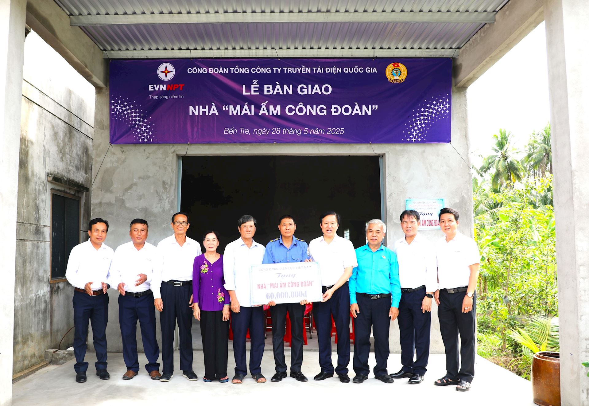 Bàn giao 