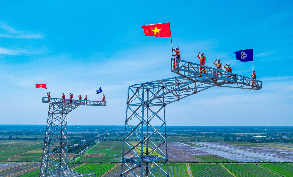 Bộ Chính trị ban hành Nghị quyết 70 về đảm bảo an ninh năng lượng quốc gia