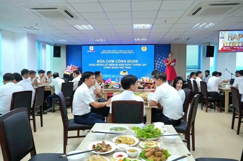 Bữa cơm Công đoàn – Ấm tình đồng nghiệp, lan tỏa văn hóa doanh nghiệp