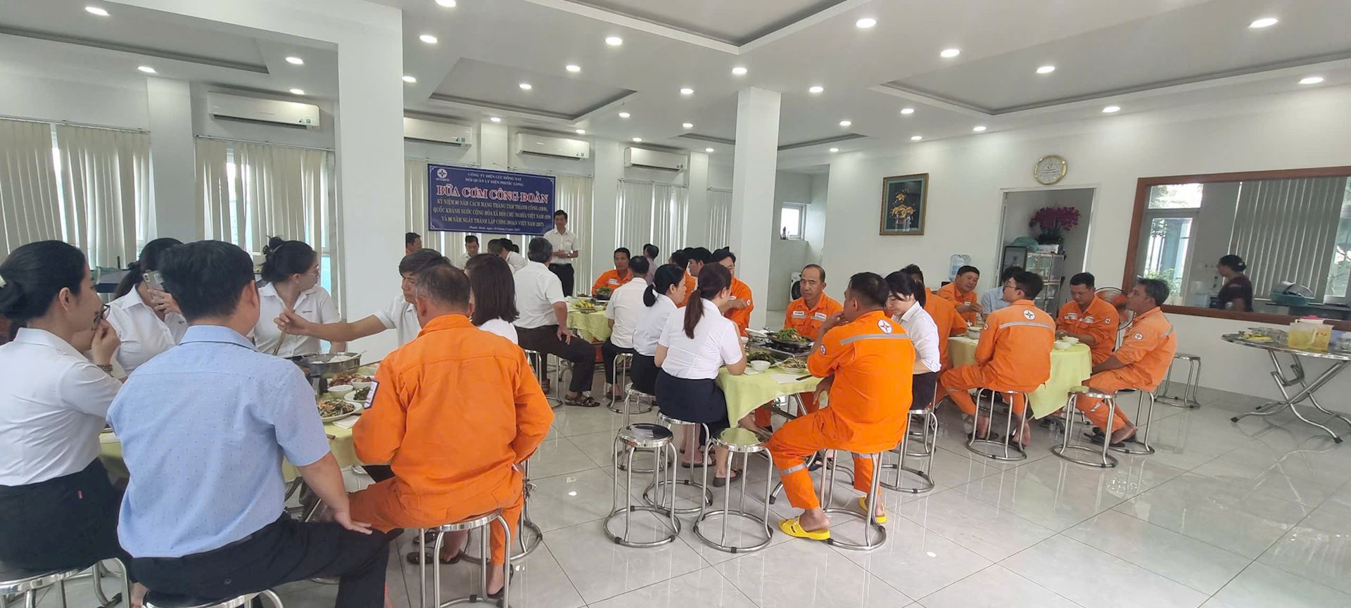 Bữa cơm Công đoàn – Gắn kết yêu thương, lan tỏa tinh thần chăm lo người lao động 13
