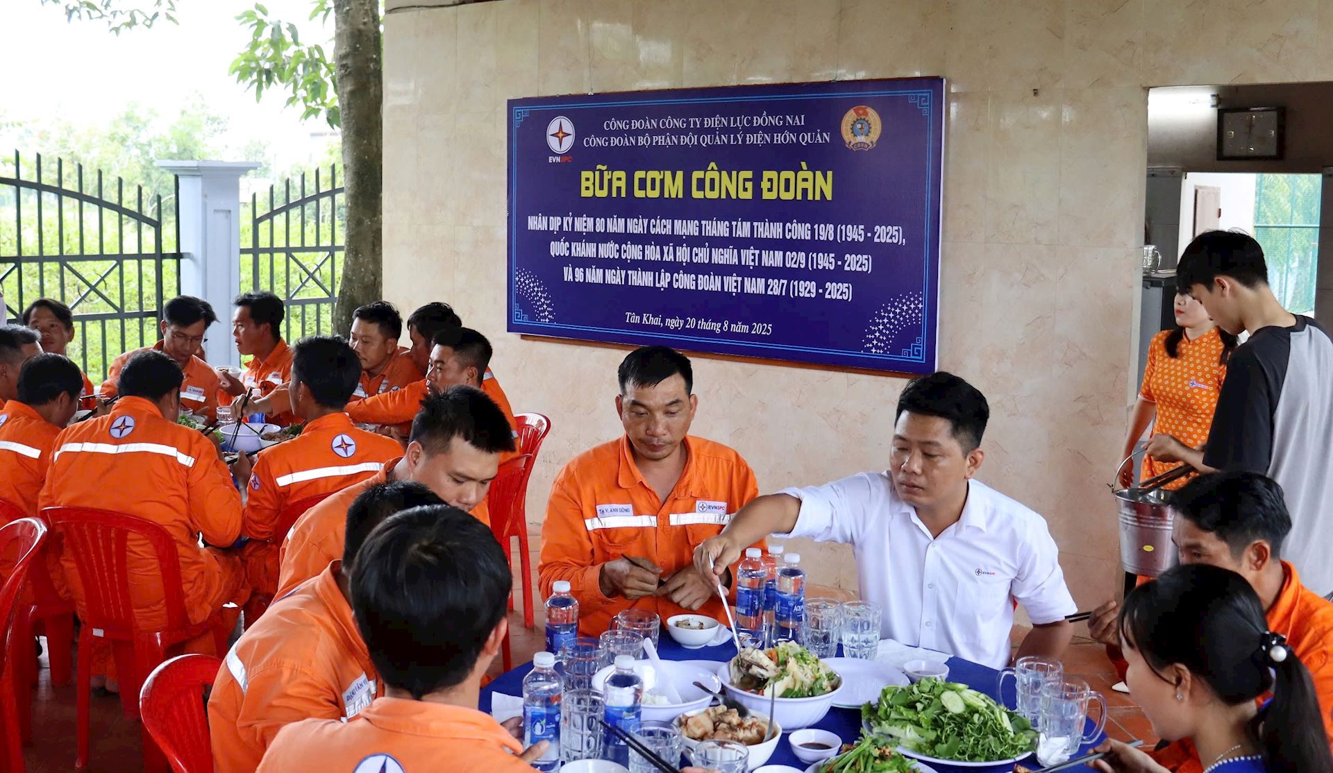Bữa cơm Công đoàn – Gắn kết yêu thương, lan tỏa tinh thần chăm lo người lao động 9
