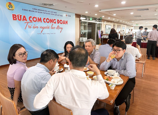 Bữa cơm Công đoàn – Gắn kết yêu thương, tri ân người lao động. 1