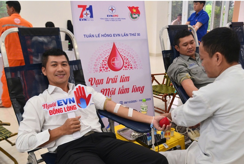 CBCNV Công ty Điện lực Huế hiến 197 đơn vị máu nhân Tuần lễ hồng EVN lần thứ XI năm 2025 2