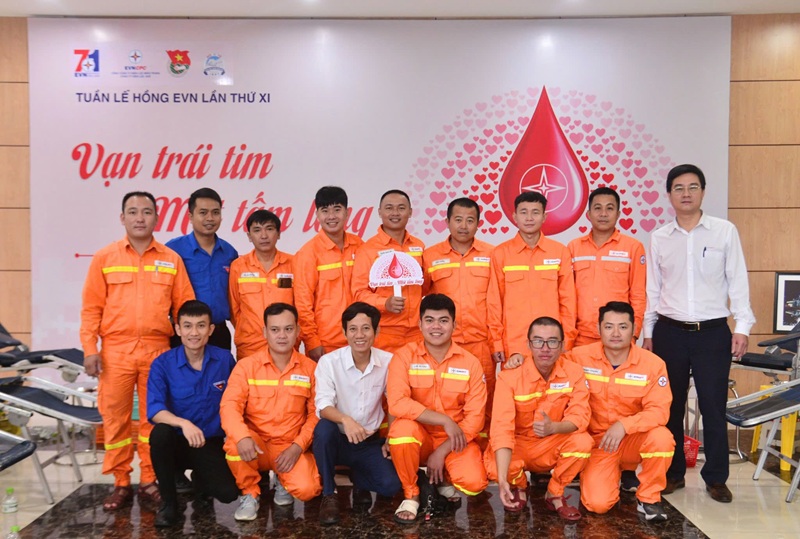 CBCNV Công ty Điện lực Huế hiến 197 đơn vị máu nhân Tuần lễ hồng EVN lần thứ XI năm 2025 5