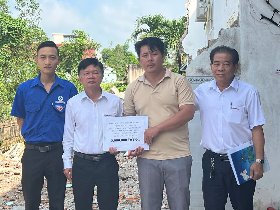 Công đoàn Công ty Điện lực Đất Đỏ trao 55 triệu đồng hỗ trợ cho 04 CBCNV và thân nhân vượt qua khó khăn 3
