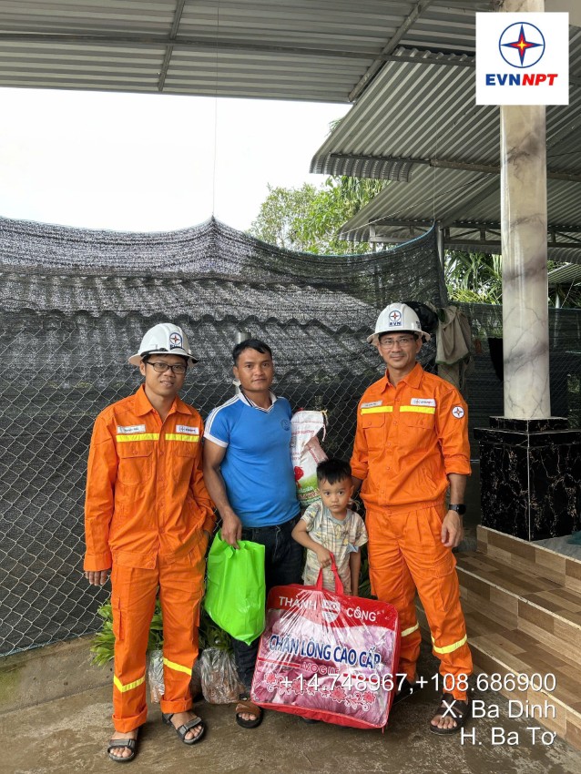 Công đoàn Công ty Truyền tải điện 2: Tình người sau bão lũ 2