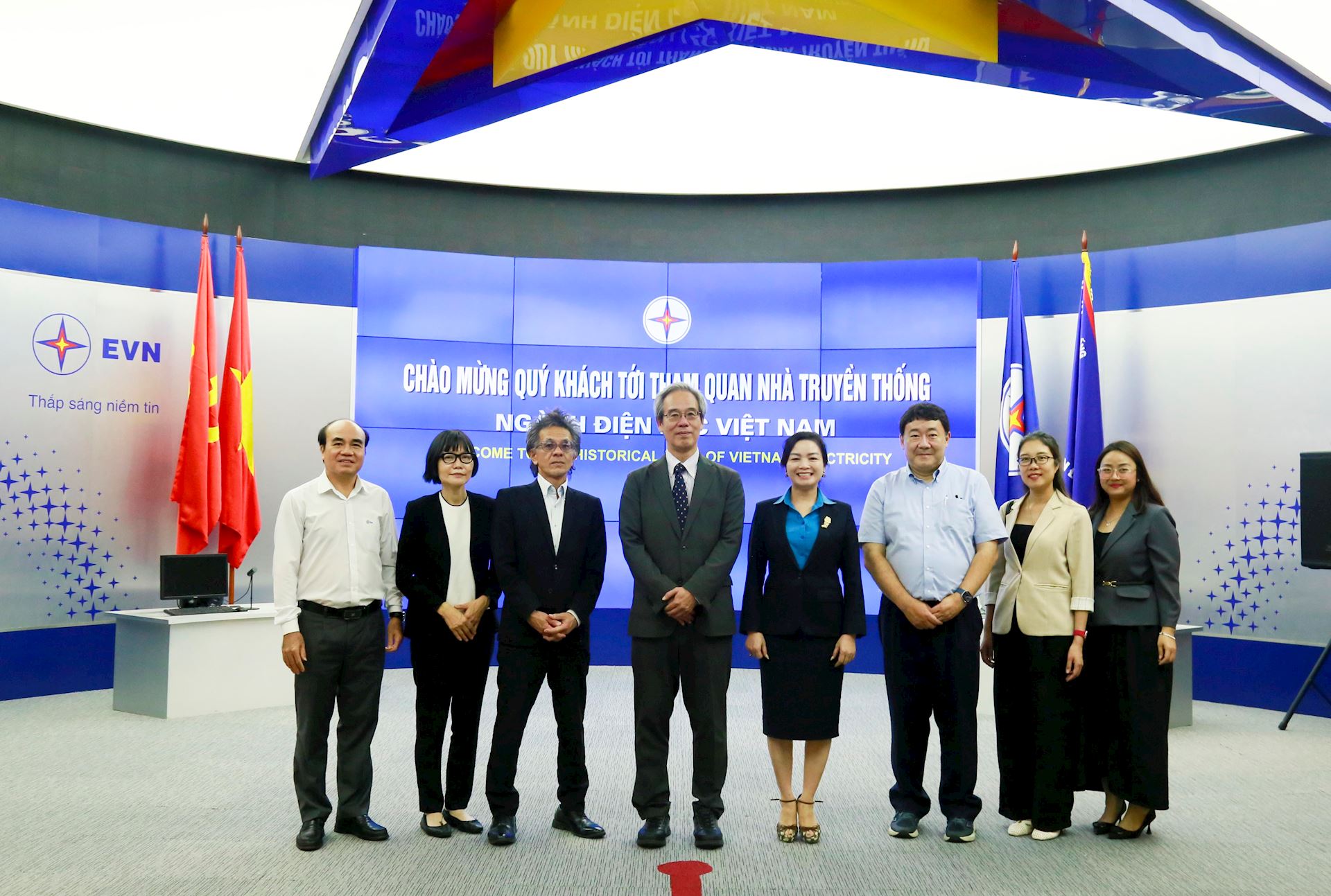 Công đoàn Điện lực Việt Nam làm việc với Đoàn Đại biểu Liên hiệp toàn quốc các Công đoàn Nhật Bản (ZENROREN) 4