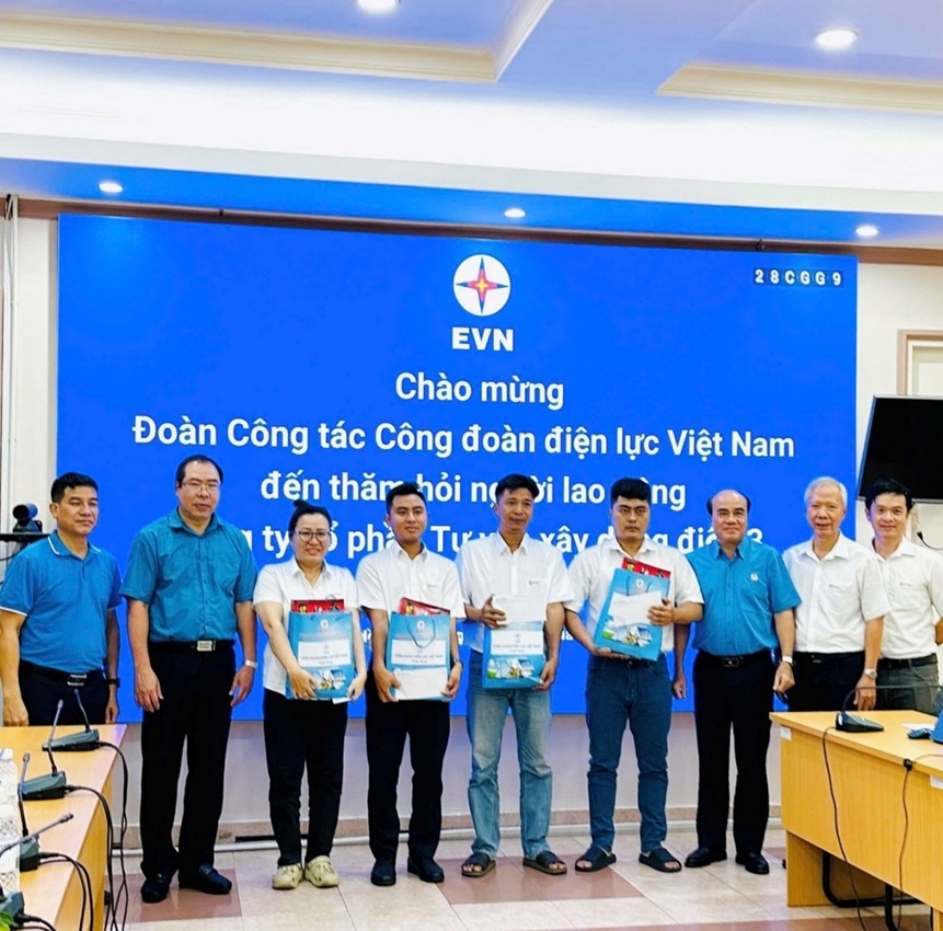Công đoàn Điện lực Việt Nam tổ chức thăm hỏi, động viên người lao động nhân Tháng Công nhân năm 2025 8