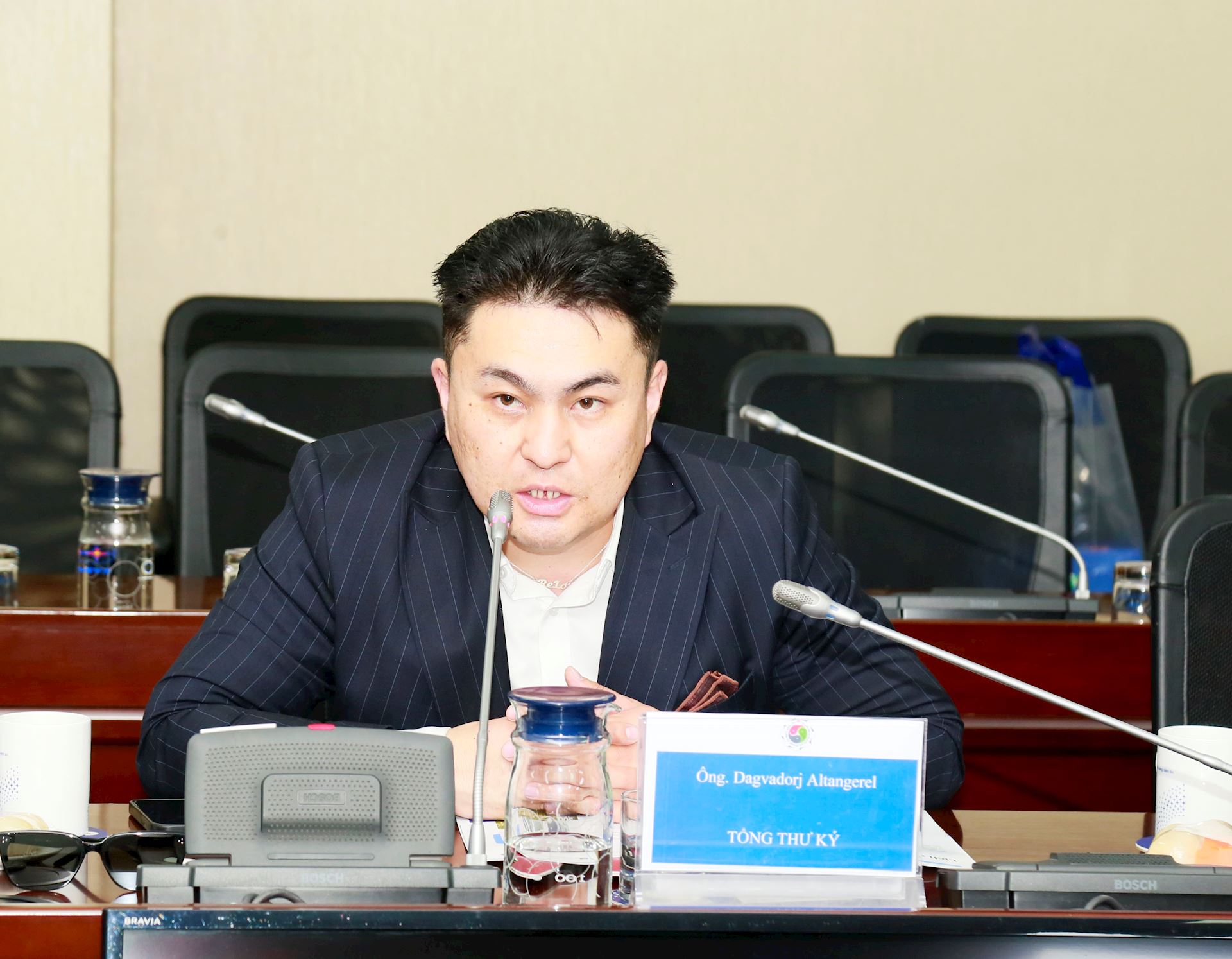 Công đoàn ĐLVN: Đón tiếp và làm việc với đoàn đại biểu Công đoàn Năng lượng, Địa chất và Khai thác mỏ Mông Cổ 1