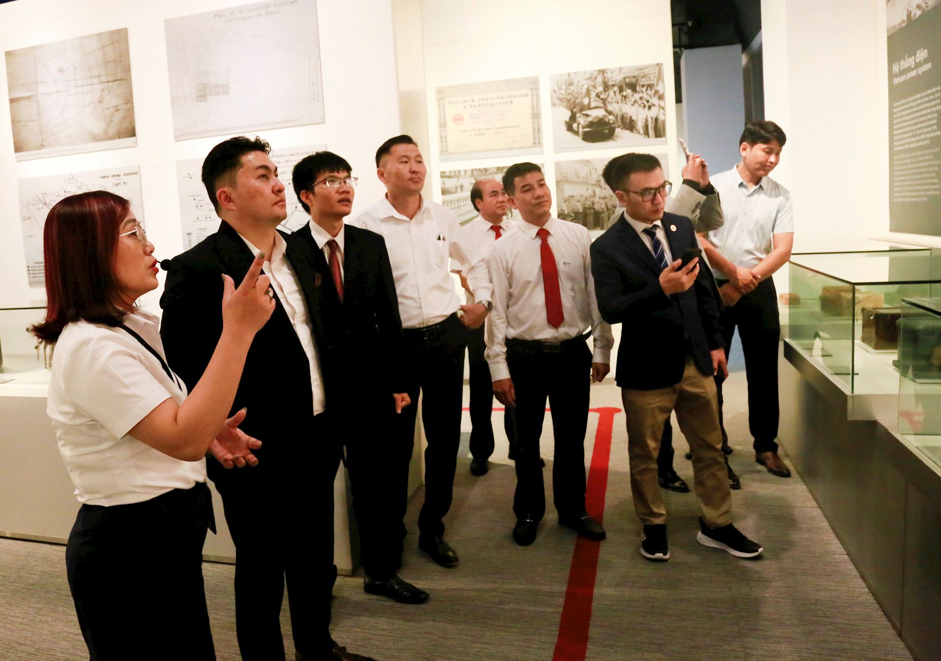 Công đoàn ĐLVN: Đón tiếp và làm việc với đoàn đại biểu Công đoàn Năng lượng, Địa chất và Khai thác mỏ Mông Cổ 4