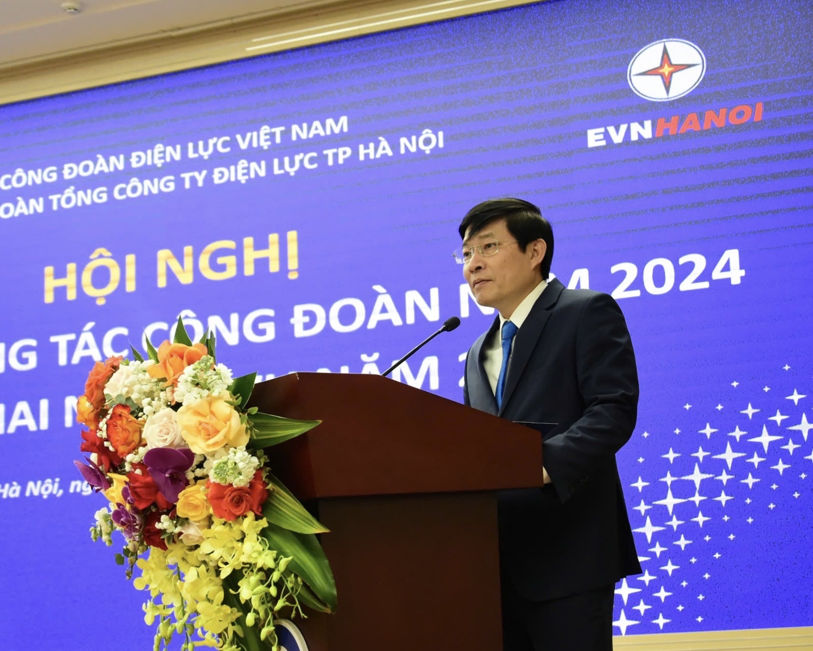 Công đoàn EVNHANOI hoàn thành xuất sắc nhiệm vụ năm 2024. 2