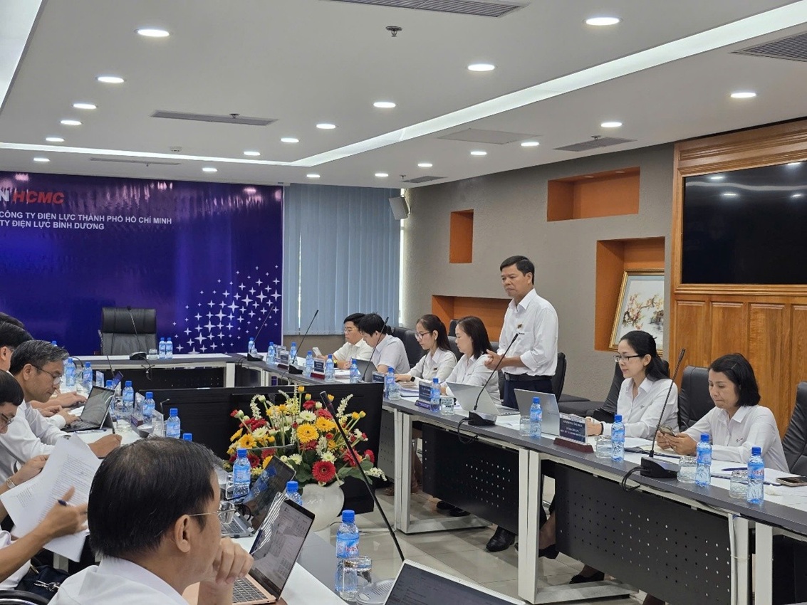 Công đoàn EVNHCMC làm việc với PC Bình Dương: Thấu hiểu tâm tư người lao động, củng cố tổ chức Công đoàn cơ sở 2
