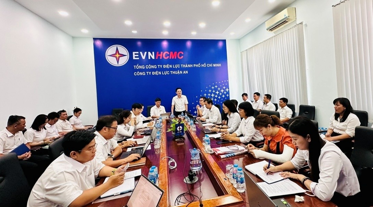 Công đoàn EVNHCMC: Nắm bắt tâm tư, nguyện vọng người lao động sau sắp xếp, sáp nhập tại Công ty Điện lực Thuận An 1