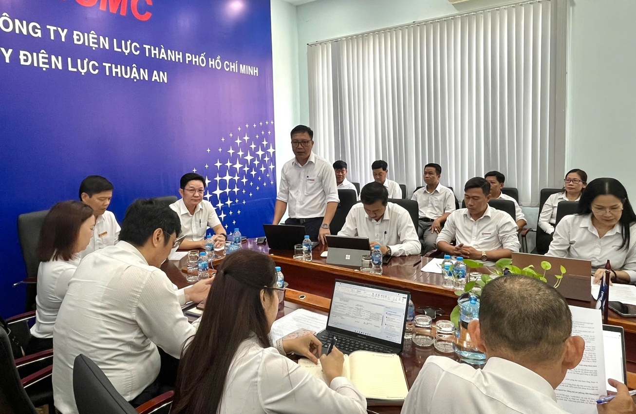 Công đoàn EVNHCMC: Nắm bắt tâm tư, nguyện vọng người lao động sau sắp xếp, sáp nhập tại Công ty Điện lực Thuận An 3