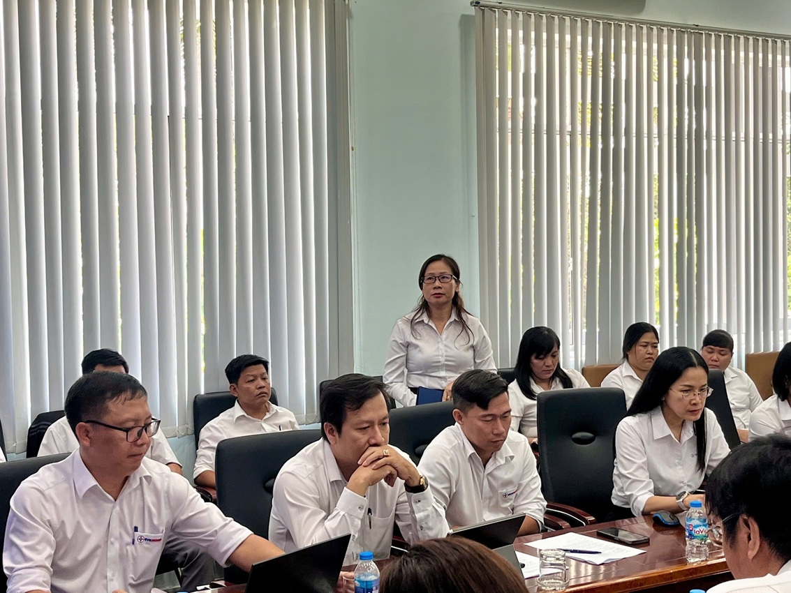 Công đoàn EVNHCMC: Nắm bắt tâm tư, nguyện vọng người lao động sau sắp xếp, sáp nhập tại Công ty Điện lực Thuận An 4
