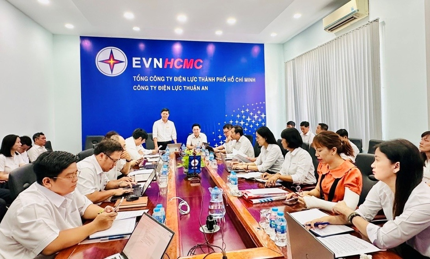 Công đoàn EVNHCMC: Nắm bắt tâm tư, nguyện vọng người lao động sau sắp xếp, sáp nhập tại Công ty Điện lực Thuận An