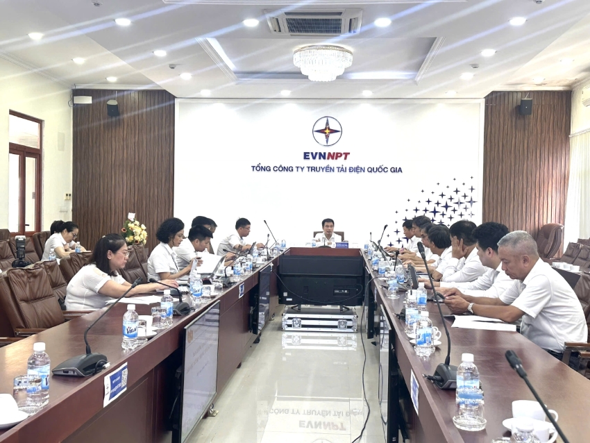 Công đoàn EVNNPT: Bám sát chỉ đạo của Đảng, đồng hành cùng chuyên môn chăm lo người lao động 5