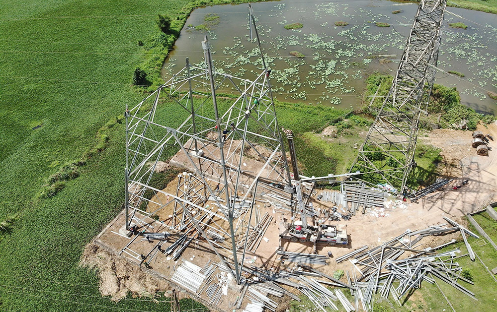 Công đoàn EVNNPT động viên người lao động đang tham gia thi công Dự án đường dây 500/220kV Nho Quan - Phủ Lý - Thường Tín 1