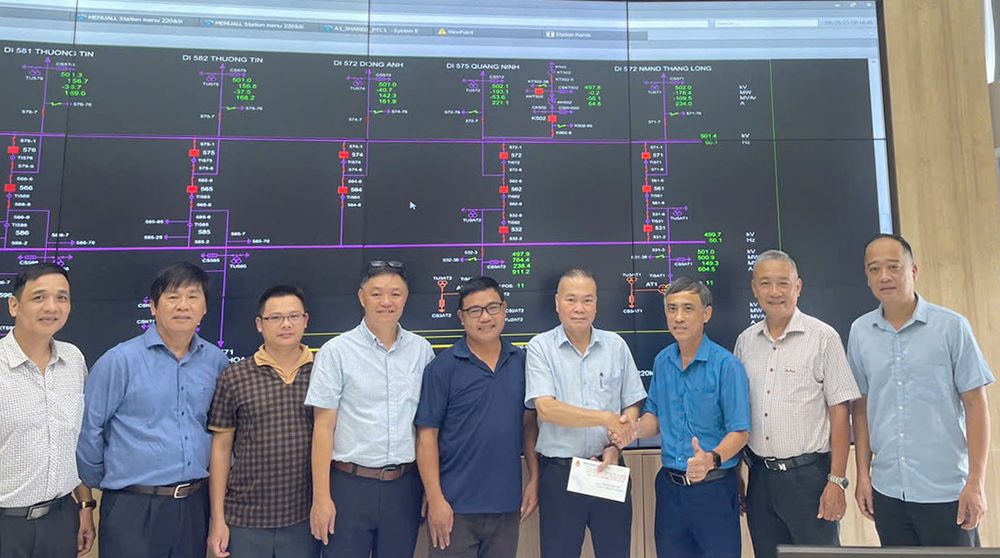 Công đoàn EVNNPT thăm hỏi, động viên người lao động trực đảm bảo cung cấp điện cho Đại lễ Quốc khánh 2/9 4