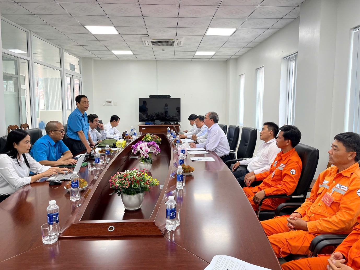 Công đoàn Tổng công ty Điện lực miền Nam đối thoại, thương lượng tập thể 1