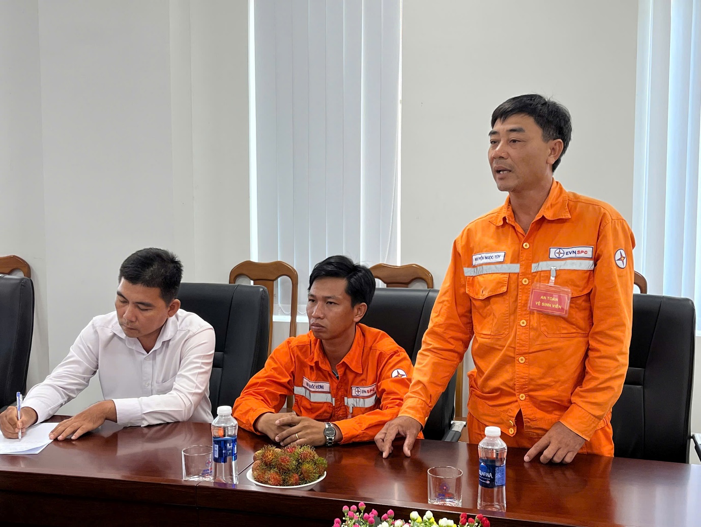 Công đoàn Tổng công ty Điện lực miền Nam đồng hành cùng chuyên môn, thi đua hoàn thành đóng điện các công trình trọng điểm. 5