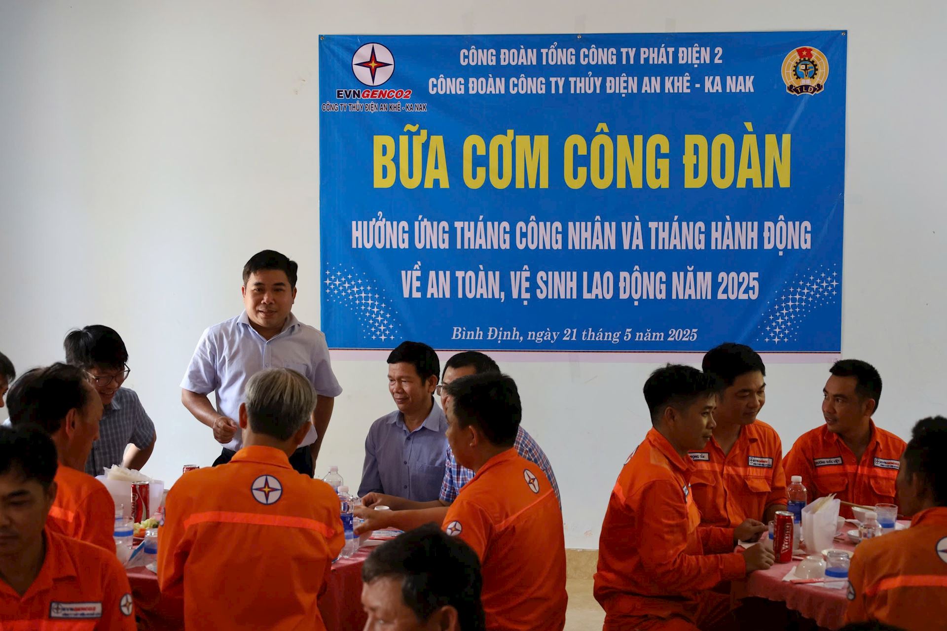 Công nhân ngành điện sôi nổi ưởng ứng Tháng công nhân và tháng hành động về an toàn, vệ sinh lao động năm 2025 3