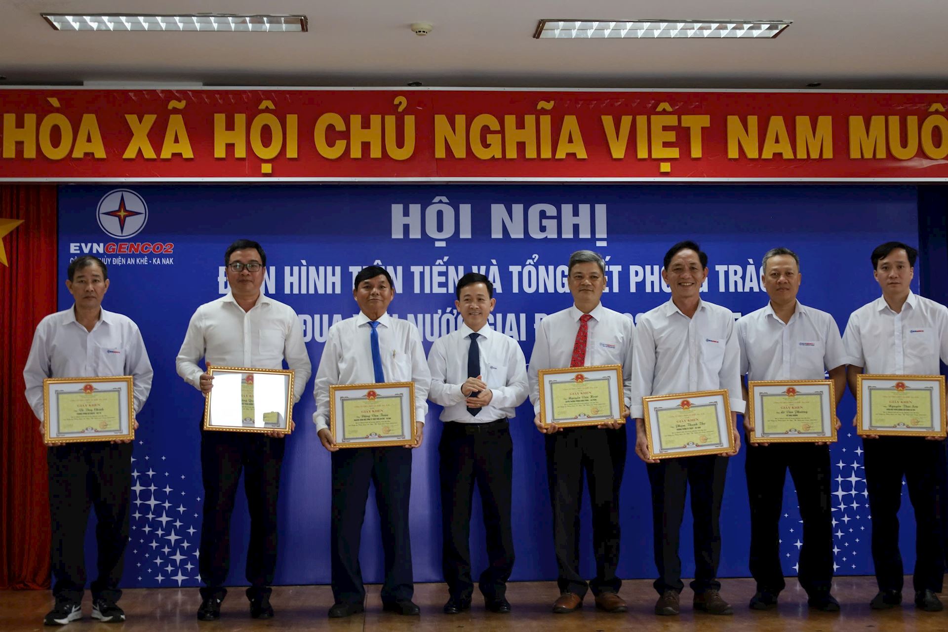 Công nhân ngành điện sôi nổi ưởng ứng Tháng công nhân và tháng hành động về an toàn, vệ sinh lao động năm 2025 5
