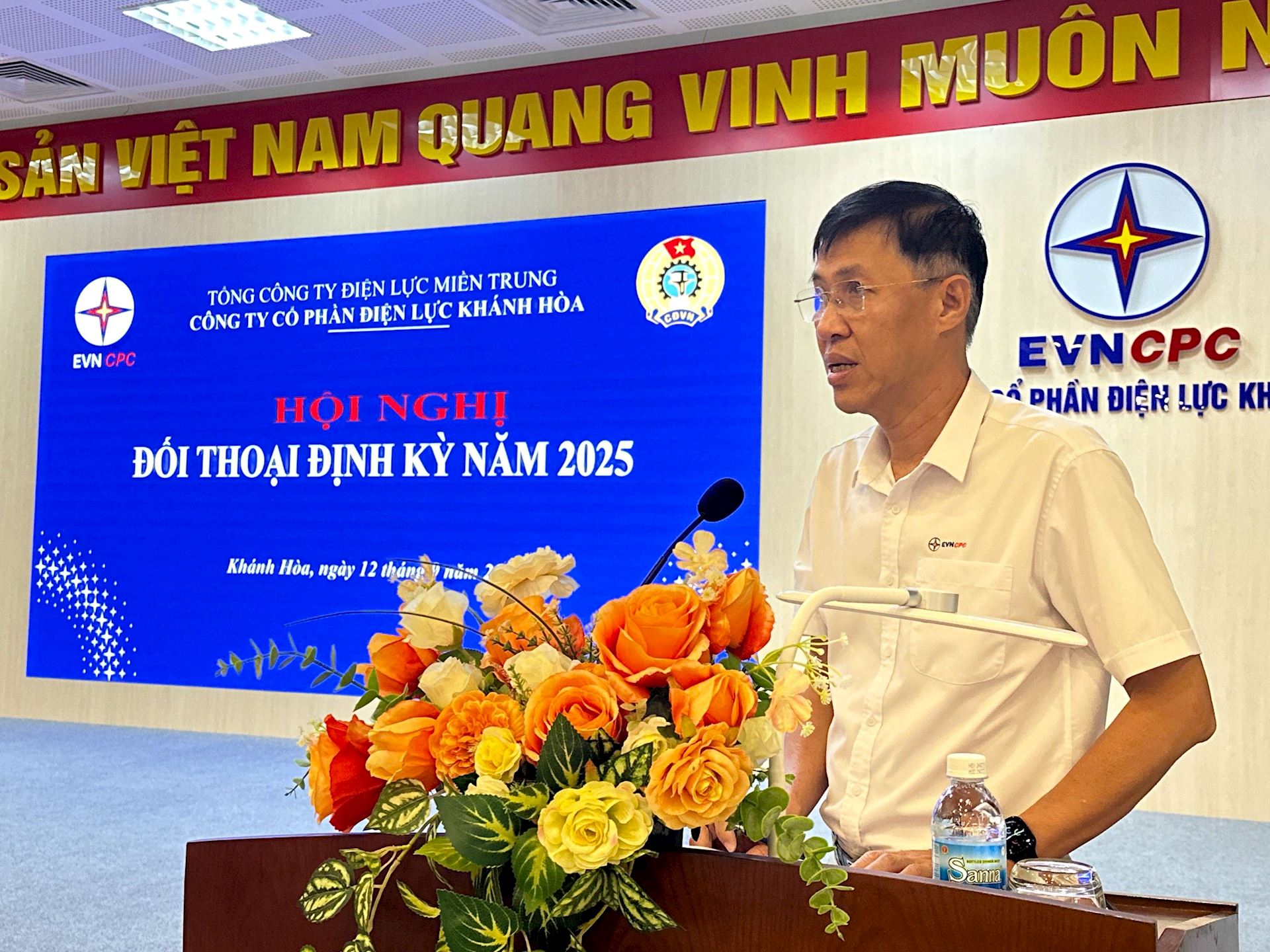Công ty Cổ phần Điện lực Khánh Hòa tổ chức đối thoại định kỳ năm 2025