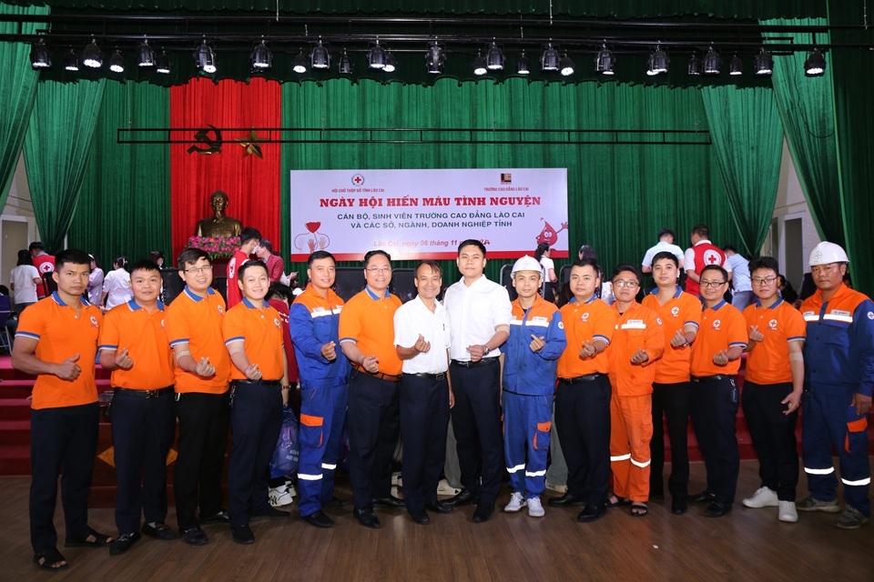 Công ty Điện lực Lào Cai – điểm sáng phong trào hiến máu vùng cao: Từ Hành trình Đỏ đến Tuần lễ hồng EVN lần thứ XI