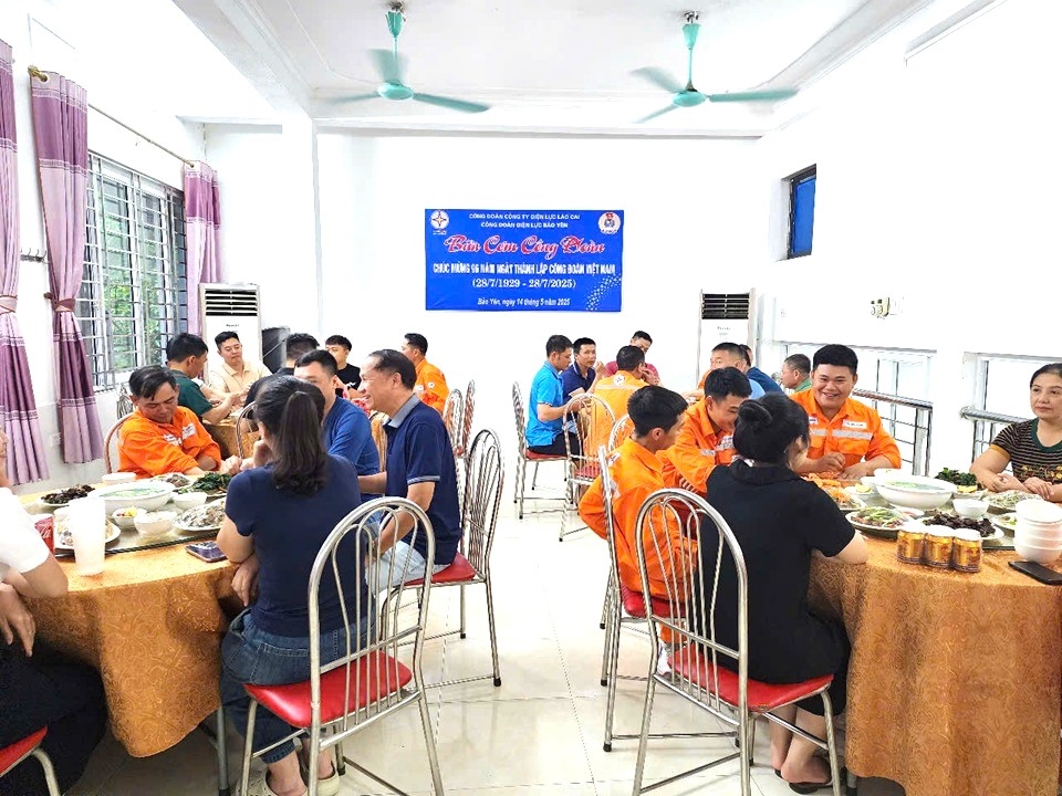 Công ty Điện lực Lào Cai đồng hành cùng người lao động nhân dịp Tháng Công nhân 2025 2