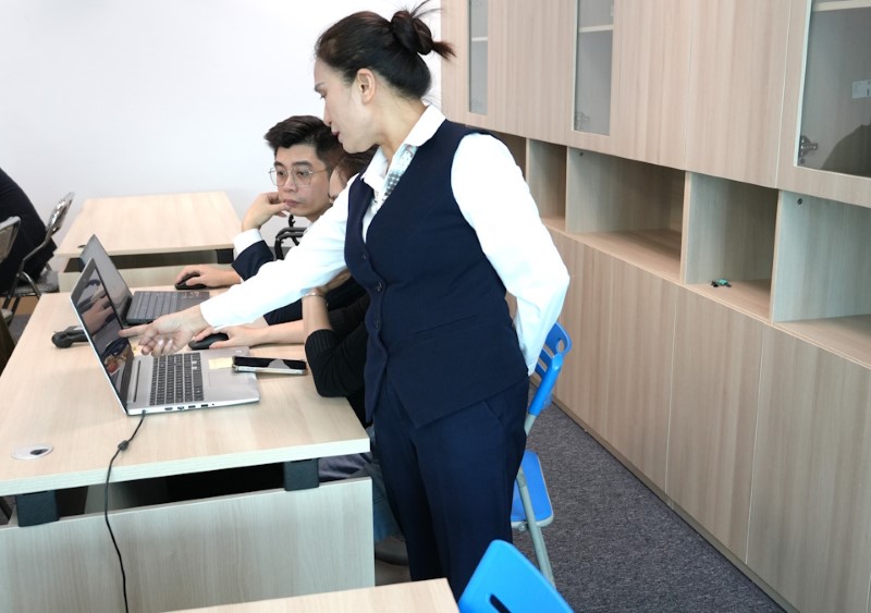 Công ty Điện lực Lào Cai tập huấn triển khai sử dụng bộ trợ lý ảo phục vụ công tác truyền thông 3