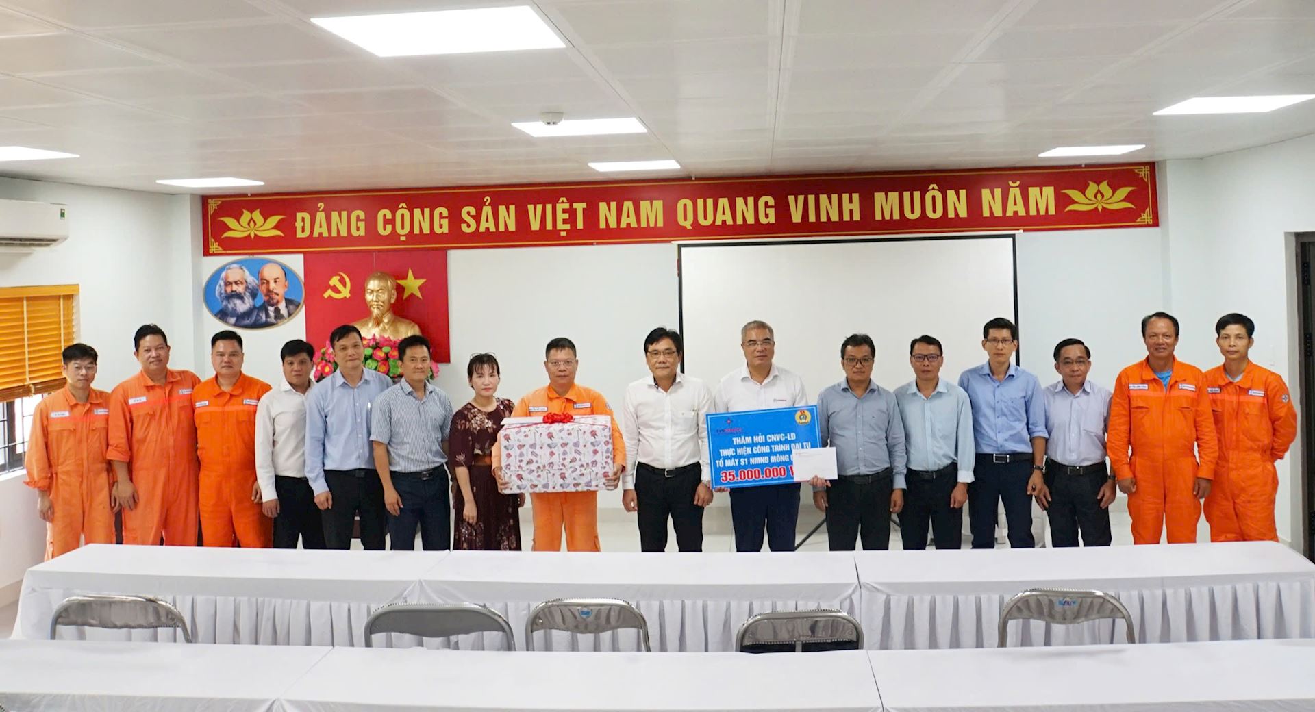 CÔNG TY EPS: PHÁT ĐỘNG THI ĐUA HOÀN THÀNH ĐẠI TU LẦN ĐẦU TỔ MÁY S1 NHIỆT ĐIỆN MÔNG DƯƠNG 1
