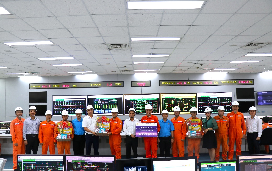 CÔNG TY NHIỆT ĐIỆN VĨNH TÂN SÁT CÁNH CÙNG NGƯỜI LAO ĐỘNG, ĐẢM BẢO VẬN HÀNH MÙA KHÔ
