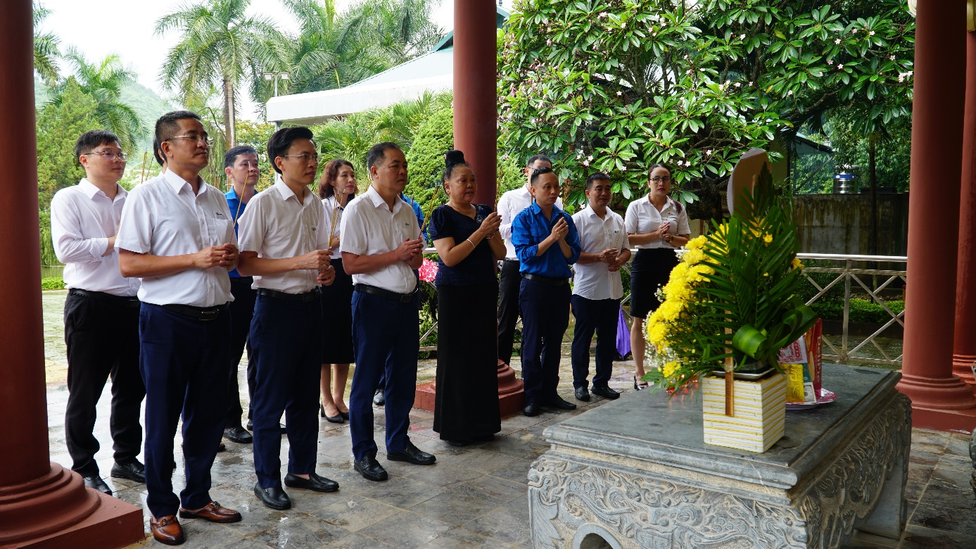 Công ty Thủy điện Sơn La tổ chức chuỗi hoạt động ý nghĩa kỷ niệm 78 năm Ngày Thương binh - Liệt sĩ (27/7/1947 – 27/7/2025)