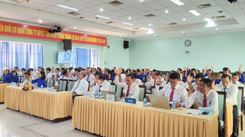 ĐẠI HỘI CÔNG ĐOÀN ĐIỆN LỰC ĐỒNG NAI: DẤU MỐC MỚI TRÊN HÀNH TRÌNH ĐỒNG HÀNH CÙNG NGƯỜI LAO ĐỘNG 8