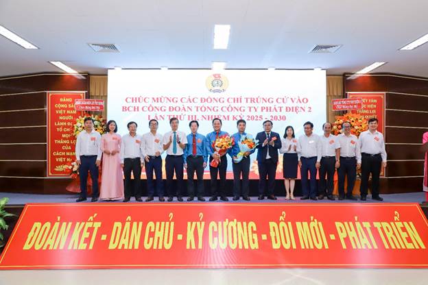 Đại hội công đoàn Tổng công ty Phát điện 2: kiện toàn tổ chức, nâng cao vai trò đại diện người lao động 11