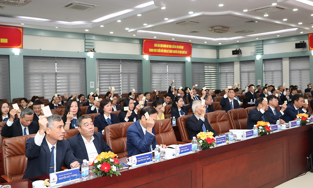Đại hội đại biểu Công đoàn Cơ quan EVNNPT lần thứ V, nhiệm kỳ 2025-2030 thành công tốt đẹp 5