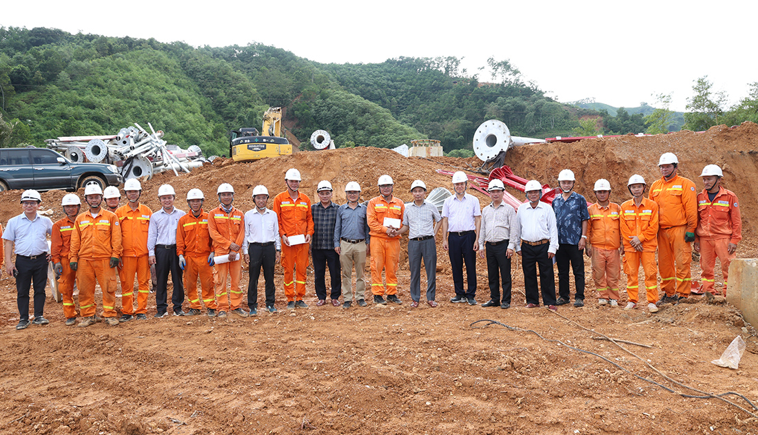 Đảng ủy, Công đoàn EVNNPT động viên lực lượng hỗ trợ thi công Dự án đường dây 500kV Lào Cai – Vĩnh Yên 1