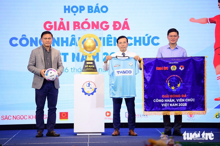 Đội bóng đá Công đoàn Điện lực Việt Nam tham gia Giải bóng đá Công nhân, viên chức toàn quốc 2025