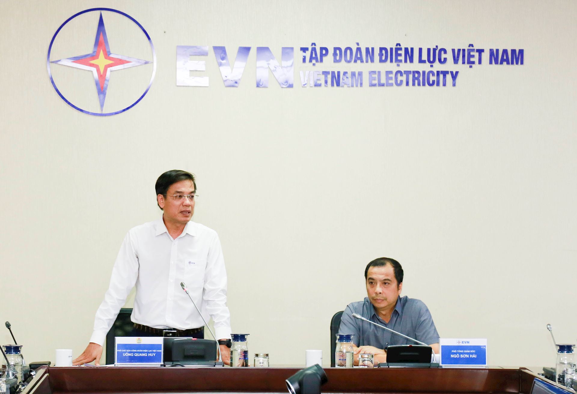 Đối thoại vụ việc về phương án bố trí công việc cho người lao động EVNPSC và EVNCTI  3