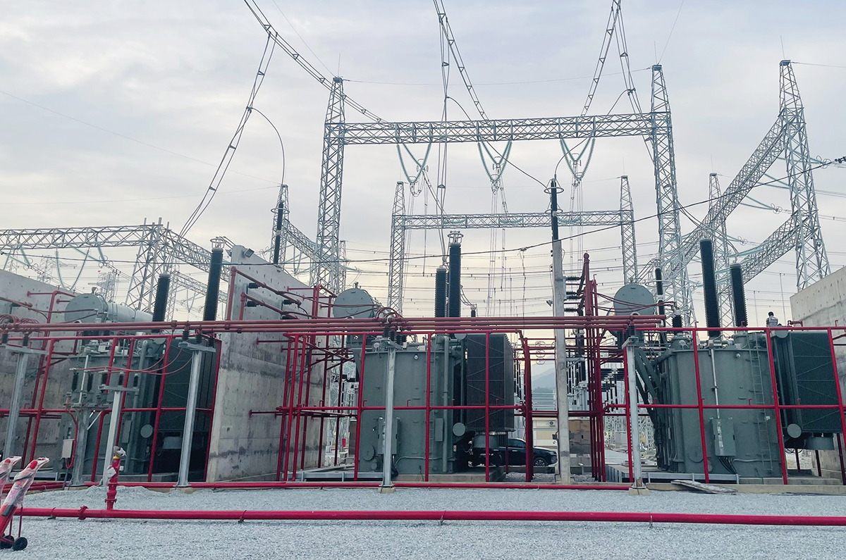 Đóng điện Dự án Trạm biến áp 500kV Vĩnh Yên và đường dây đấu nối – Công trình được chọn gắn biển chào mừng Đại hội Đảng bộ EVN lần thứ IV 2