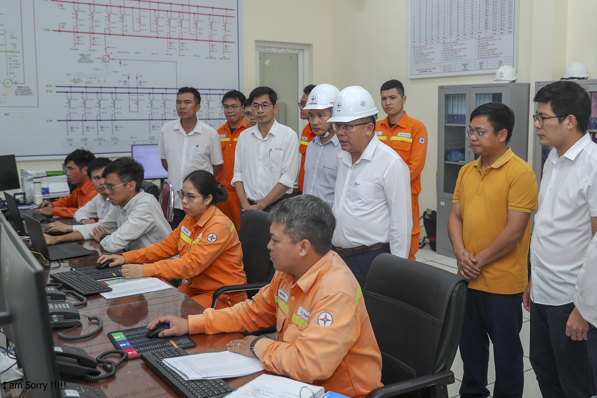Đóng điện thành công dự án Đường dây 500 kV Lào Cai - Vĩnh Yên 1