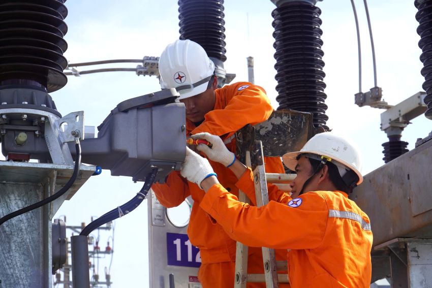 Đóng điện thành công, đưa vào vận hành máy 2 trạm biến áp 110kV sân bay Long Thành 2