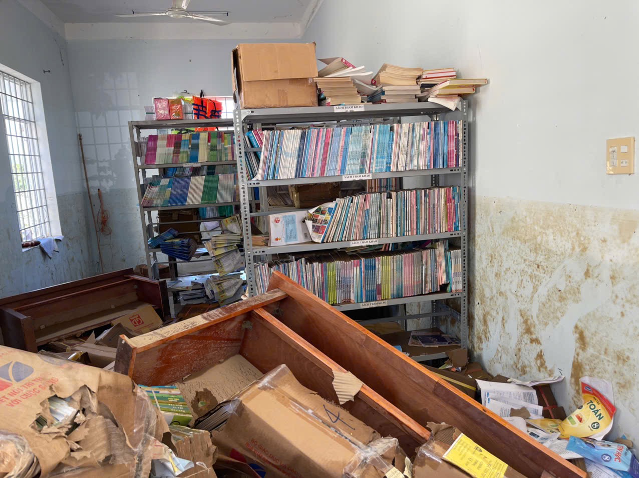 EPS: Chung tay hỗ trợ khắc phục hậu quả bão lũ tại Đắc Lắk 1