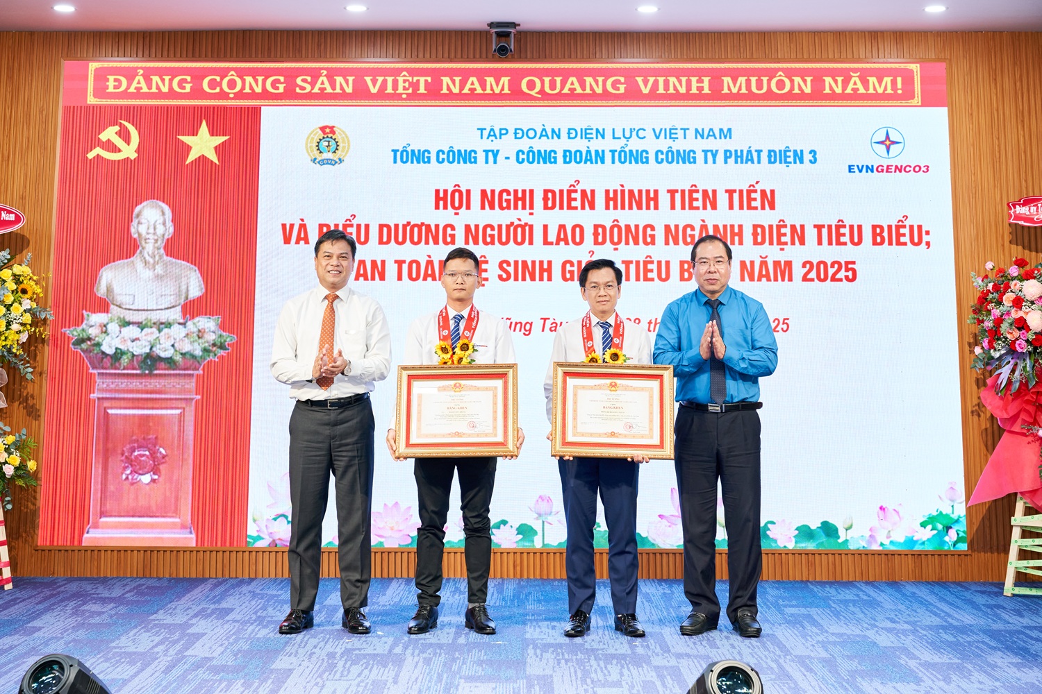 EVNGENCO3 BIỂU DƯƠNG 38 GƯƠNG ĐIỂN HÌNH TIÊN TIẾN,  42 NGƯỜI LAO ĐỘNG NGÀNH ĐIỆN TIÊU BIỂU, 23 ATVSV GIỎI, TIÊU BIỂU  NĂM 2025 25