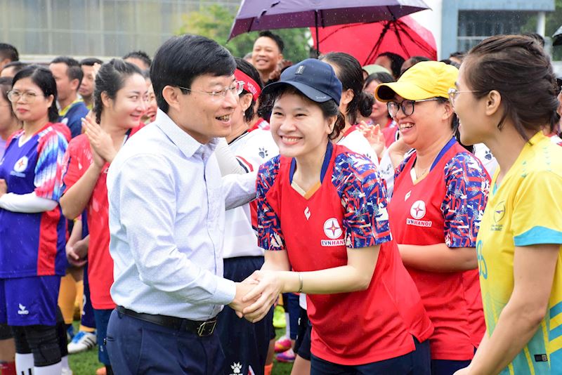 EVNHANOI khai mạc giải bóng đá truyền thống năm 2025 1